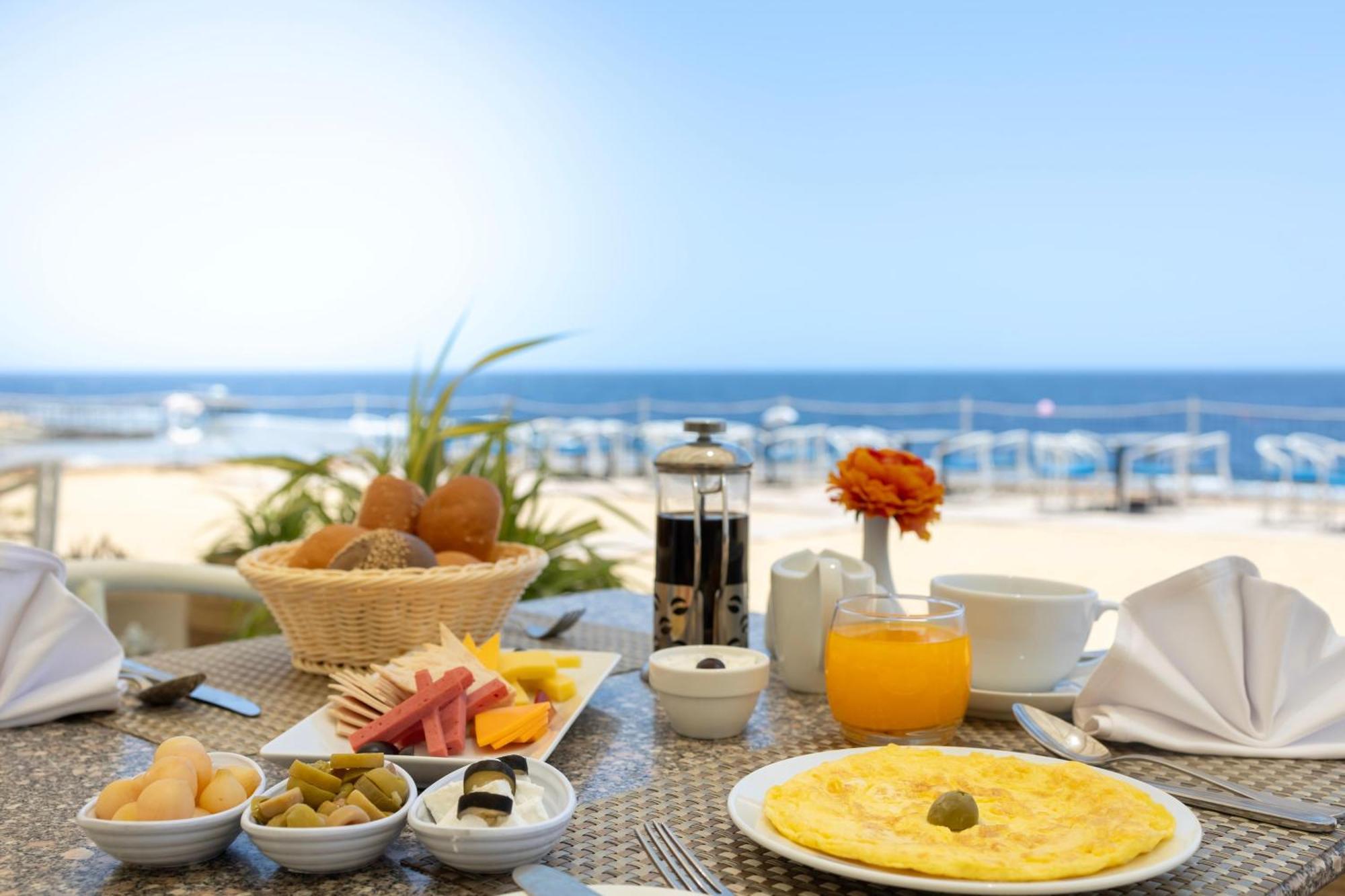 Akassia Swiss Resort El Qoseir Екстериор снимка